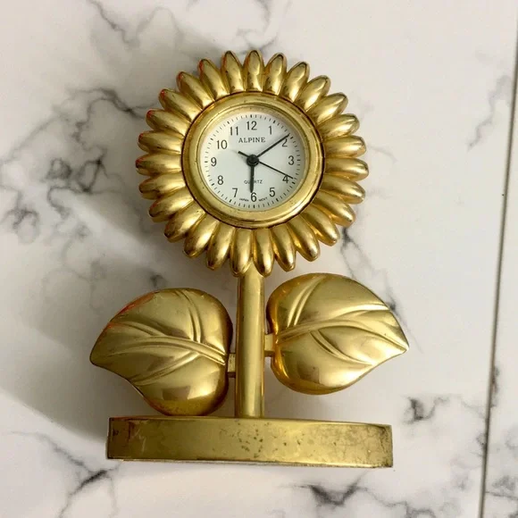 Vintage | Accessories | Vtg Flower Table Clock | Poshmark display picture 2